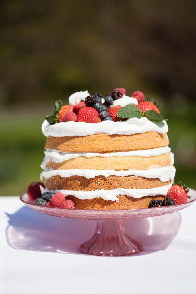 a lively affair, wimbledon wedding inspiration, vow bridal magazine